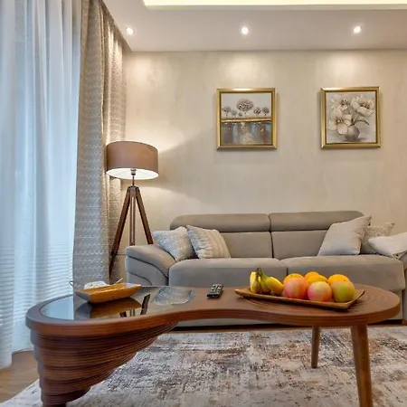 Sumski Vuk Apartment *